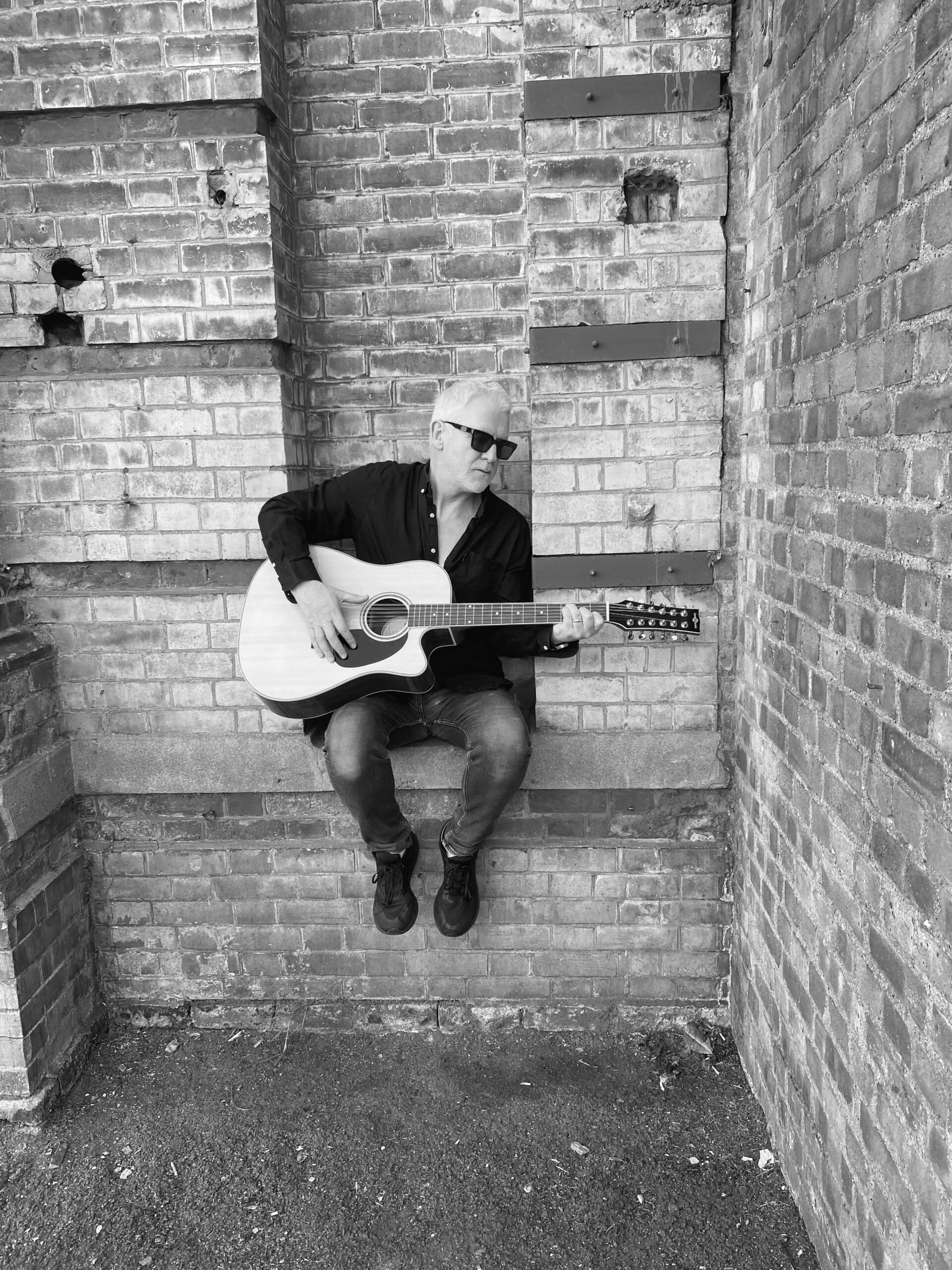 NEW PHOTOS 4 BLACK AND WHITE(1)