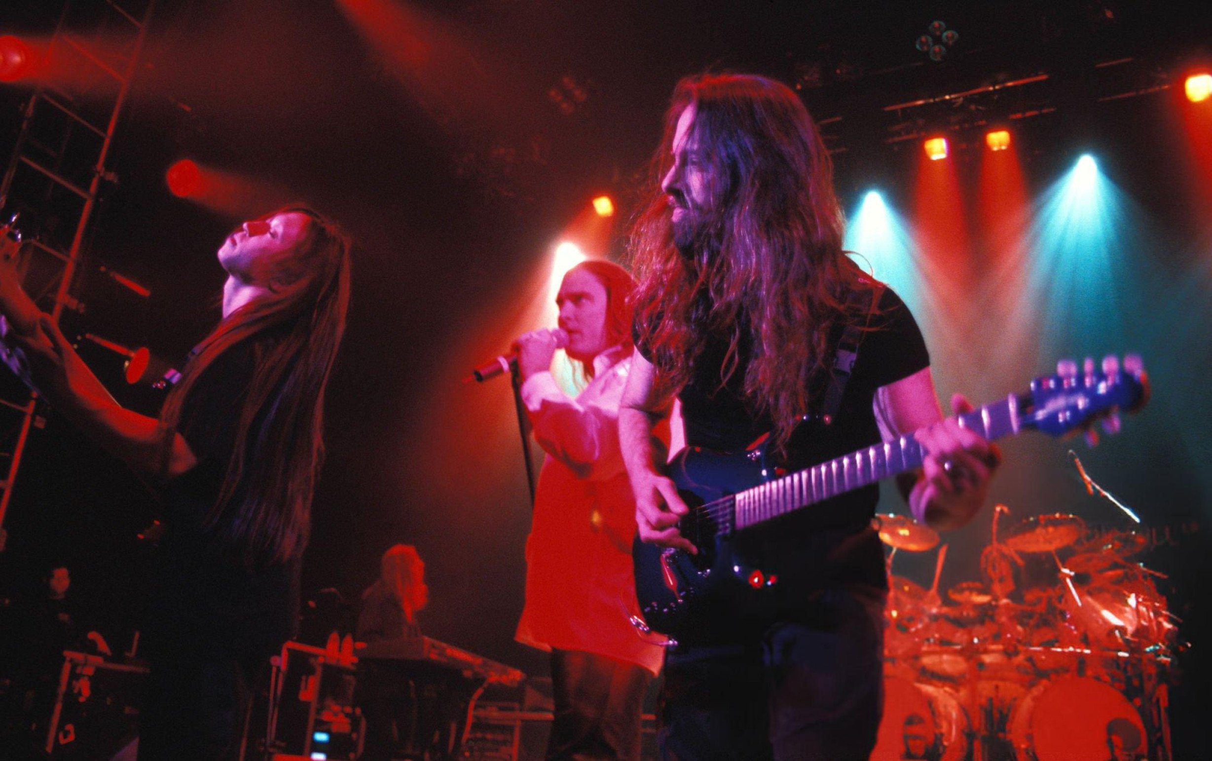Dt Live2000 Mickhutson Shepherdsbushlondon 2